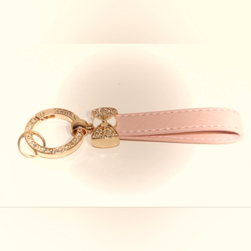 Genuine Leather Car Keychain for Car Metal keychains Key Chain Accessories